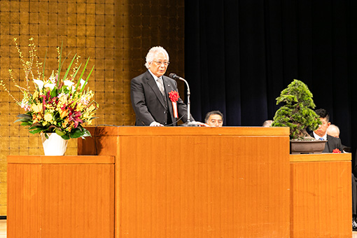 東京国際大学理事長・総長　倉田　信靖先生