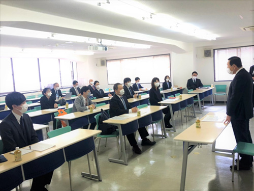 新入教職員入職式とガイダンス